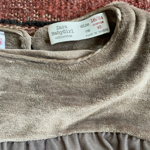Like new Zara Baby dress - Picture 3 of 3